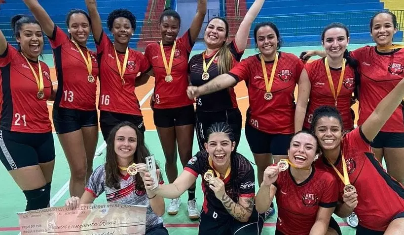 Sandumonenses são campeãs da Copa Mineira de Handebol pelo time de Além Paraíba